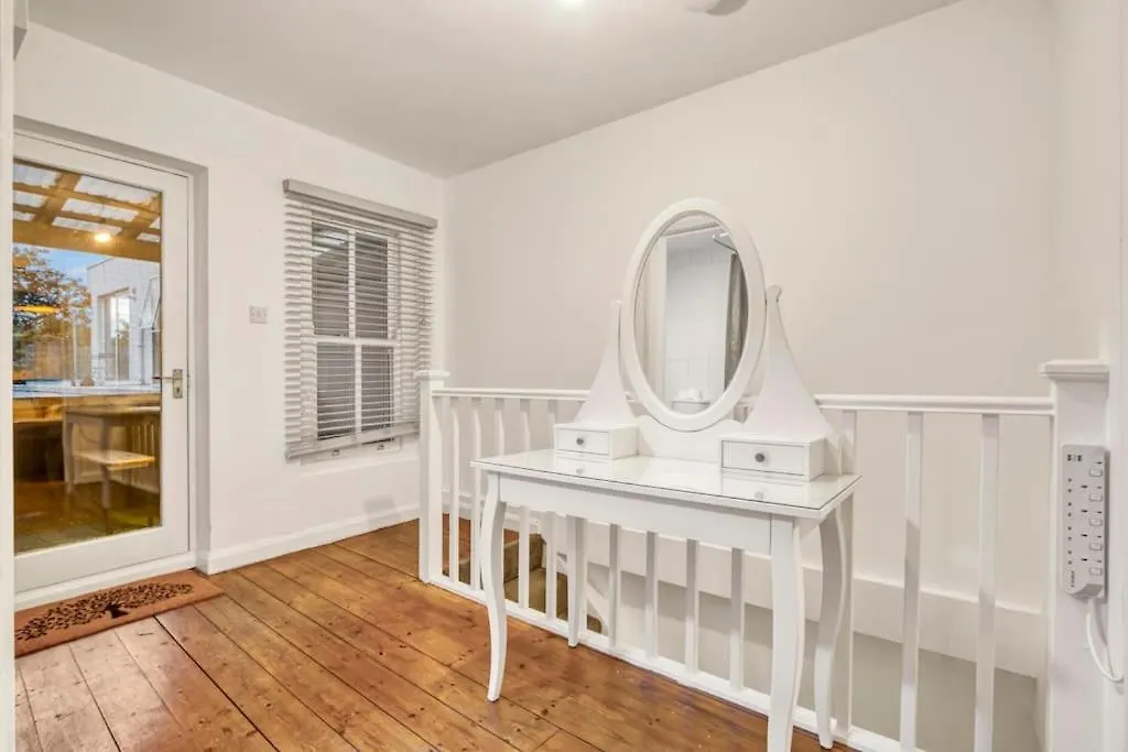Apartment In Shoreditch/ Old St London